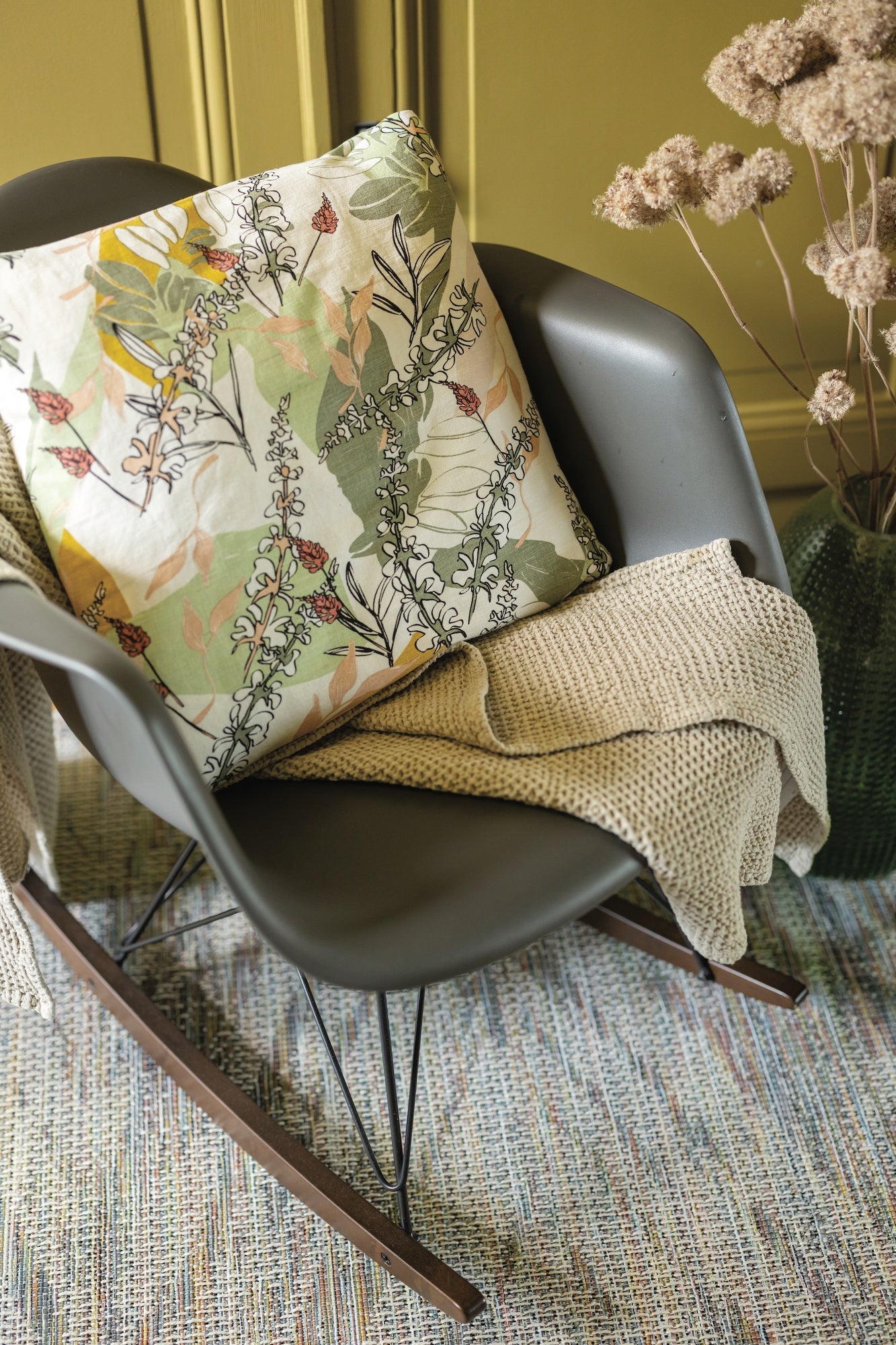 plaid riciclato maia lino, colore lino, taglia 140 x 200. versatile e pratico per ogni angolo della casa, dal soggiorno alla...