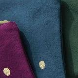 pochette iona pioggia viola, colore pioggia viola, taglia 19 x 28 x 1. dettaglio del prodotto da bagno