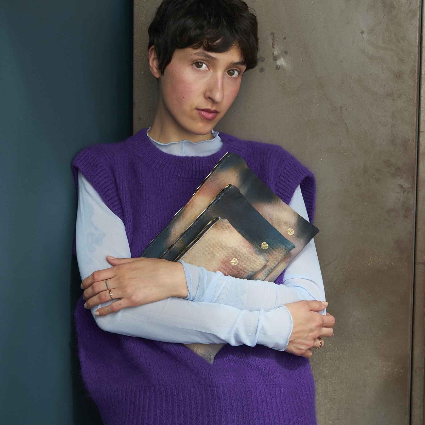 pochette iona multicolore, colore multicolore, taglia 19 x 28 x 1. dettaglio del prodotto da bagno