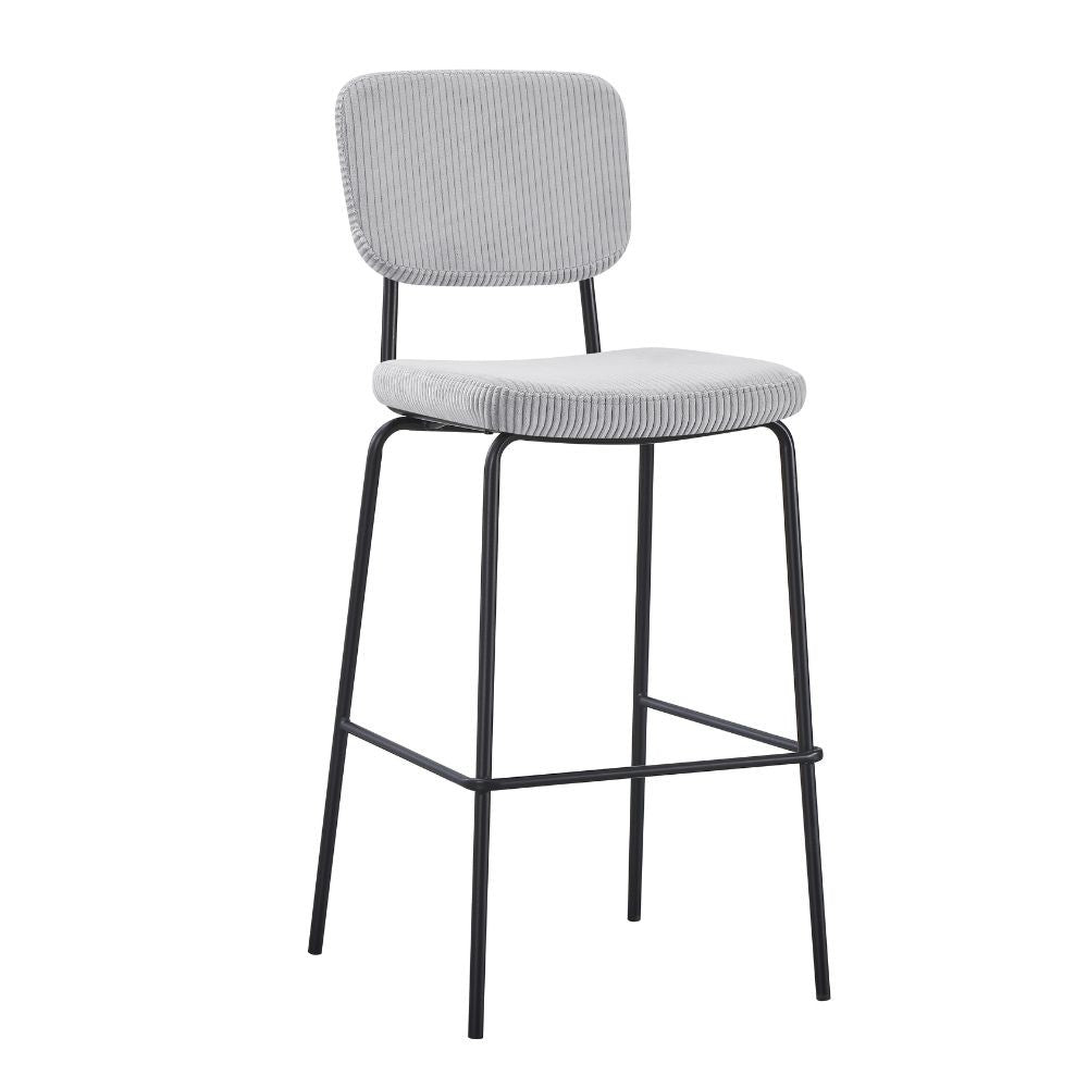 sgabello juno in tessuto colore grigio chiaro e struttura in metallo nero, soluzione utile per arredare con stile