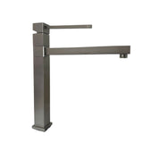 miscelatore egeo inox per cucina, rubinetto visto frontalmente