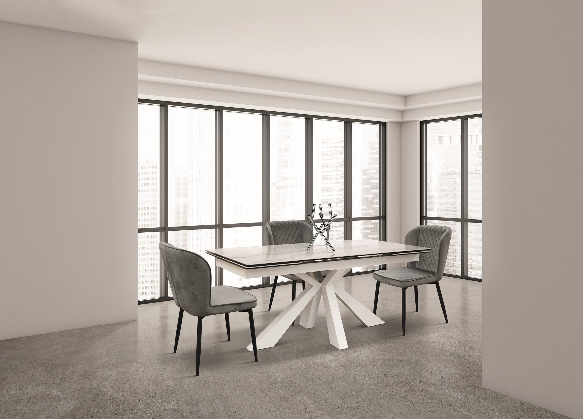 set di 4 sedie soho effetto velluto grigio, vista ambientata attorno a un tavolo da pranzo