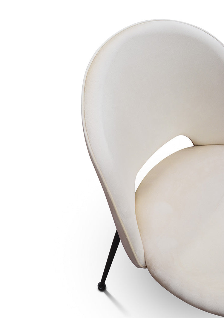 set di 4 sedie avalon in tessuto effetto velluto beige e gambe in metallo antracite, seduta ergonomica per comfort quotidiano