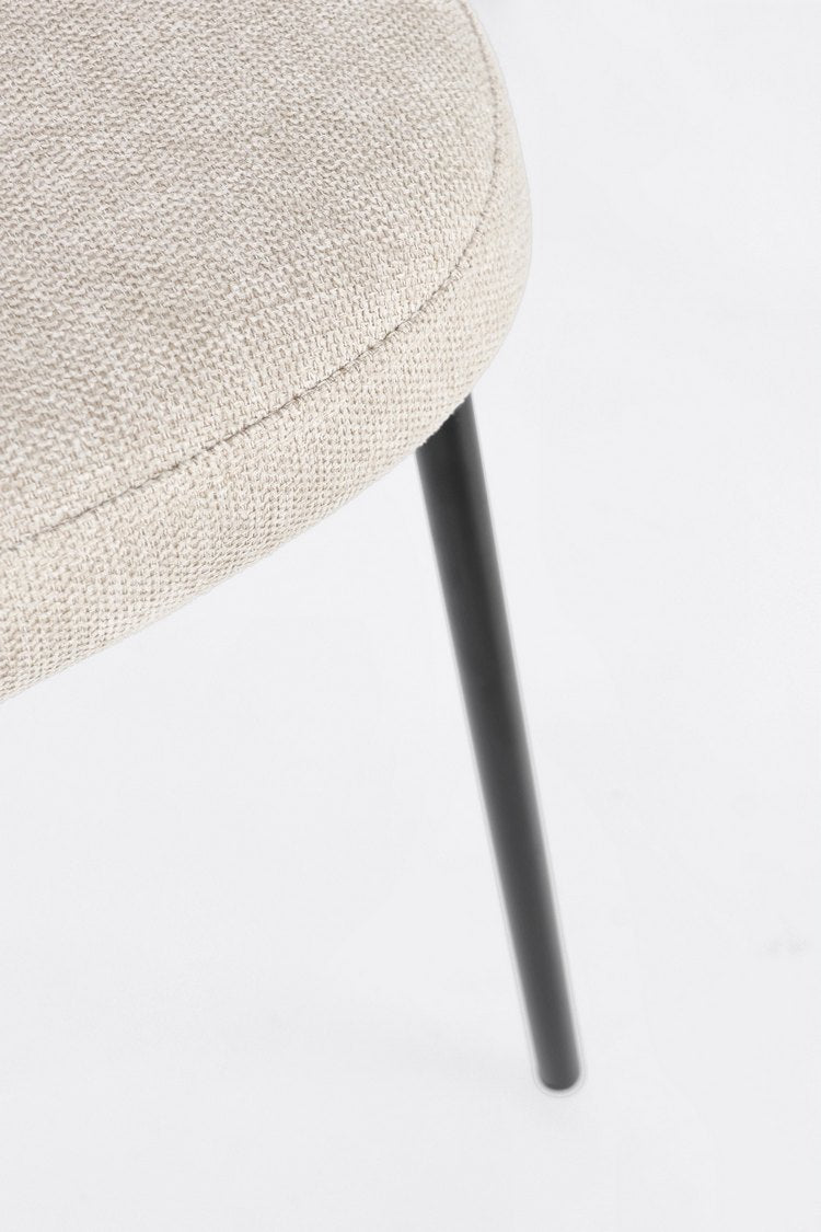 set di 2 sedie wendy in tessuto beige e gambe acciaio beige, struttura solida e stabile, adatta a ogni ambiente