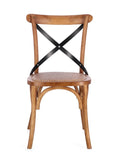 set di 2 sedie cross metal in legno di olmo naturale scuro e stecche acciaio nero, dettaglio della struttura in legno,...