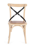 set di 2 sedie cross metal in legno di olmo chiaro e stecche acciaio nero, dettaglio della struttura in legno, metallo o...