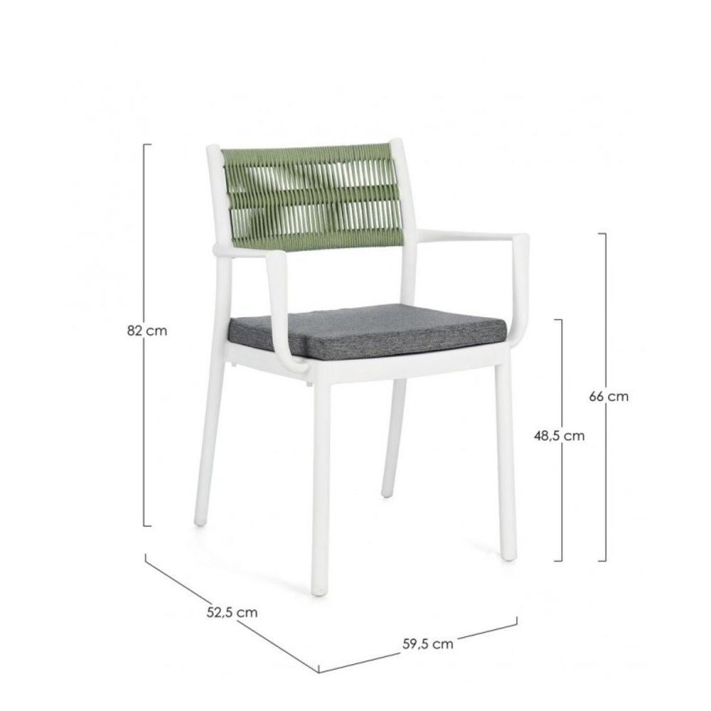 set di 4 sedie alvin in polipropilene bianco e corda intrecciata verde, con braccioli, ambientazione su terrazza, veranda o...