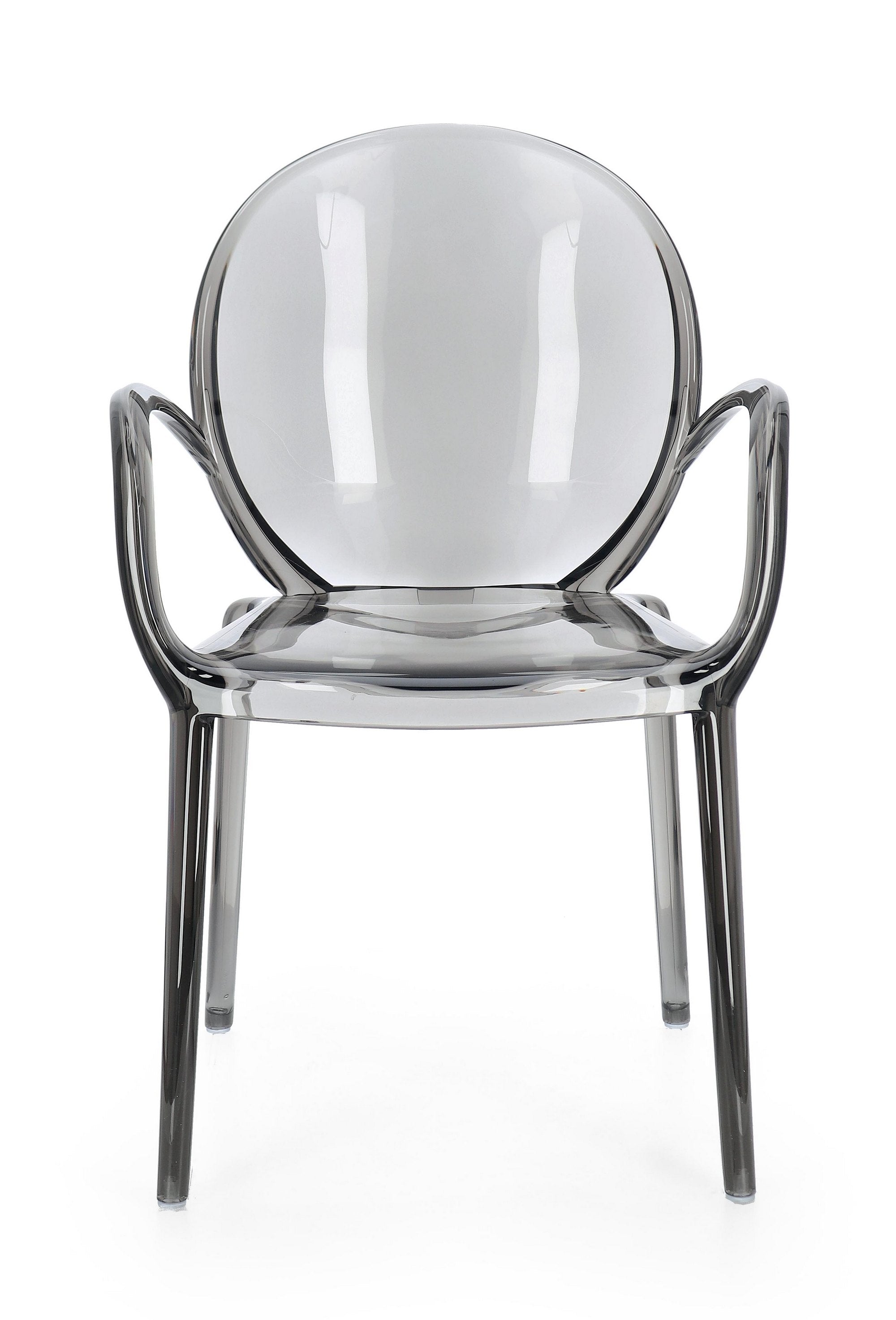 set di 4 sedie camilla in policarbonato trasparente fumé, impilabili, dettaglio dei braccioli imbottiti o in legno