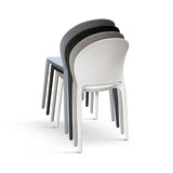 set di 4 sedie marbella in polipropilene nero, ambientazione su terrazza, veranda o prato