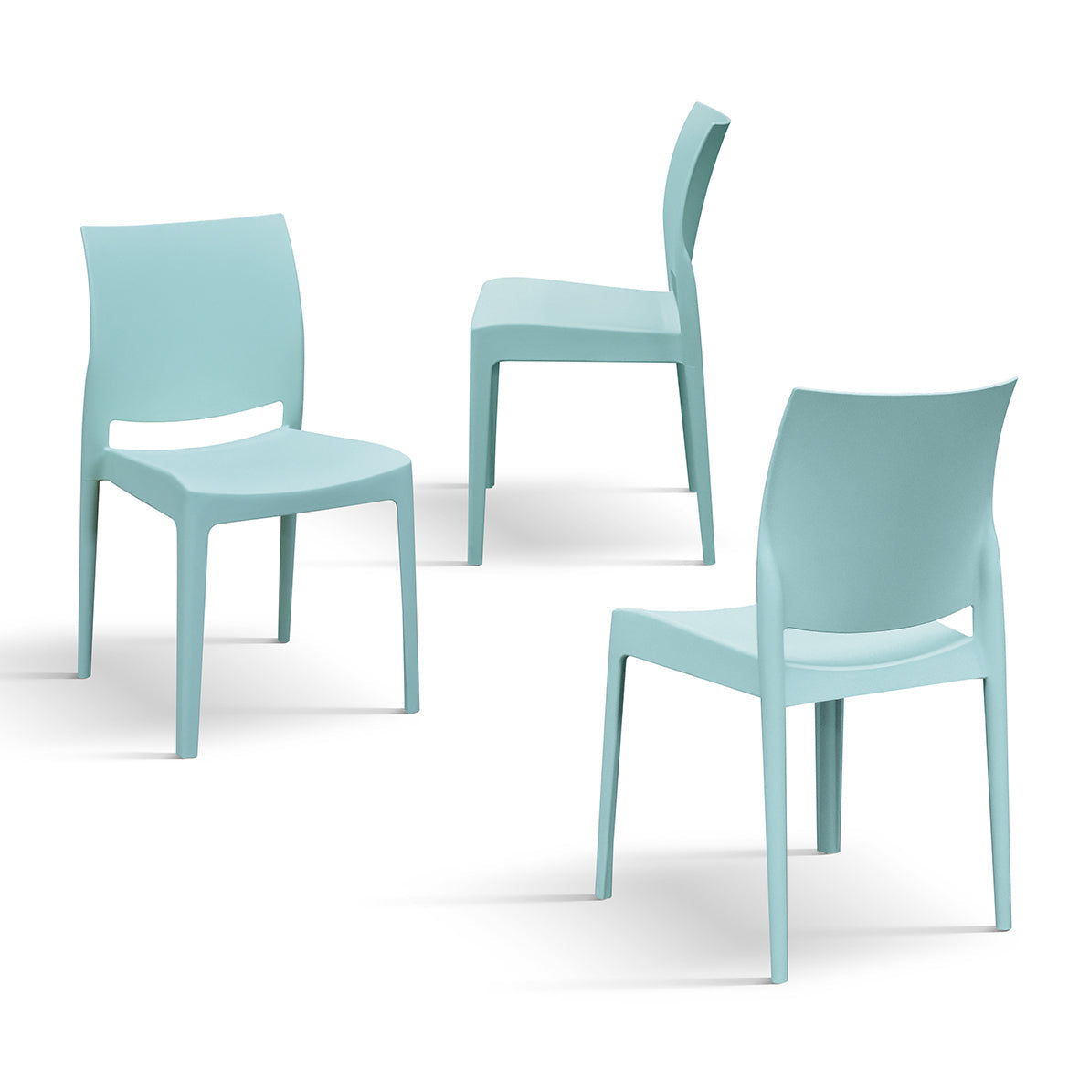 set di 4 sedie hobie beach in polipropilene azzurro pastello, impilabili, dettaglio della finitura in metallo, plastica o...