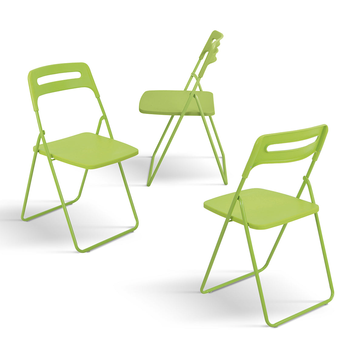 set di 6 sedie pieghevoli almeria in metallo verde e polipropilene verde, ambientazione su terrazza, veranda o prato