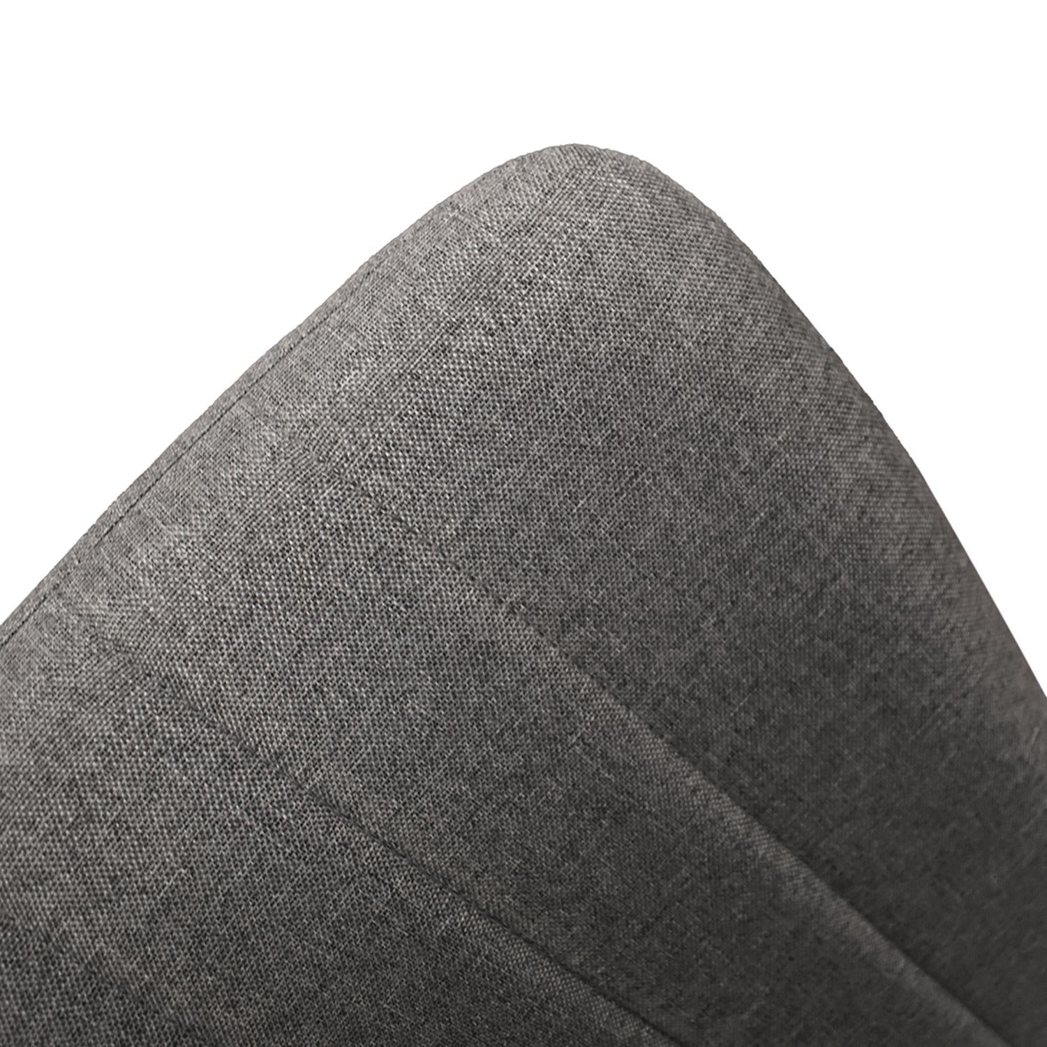 set di 6 sedie amsterdam in tessuto grigio e gambe in metallo nero, facile da abbinare a qualsiasi stile d’arredo