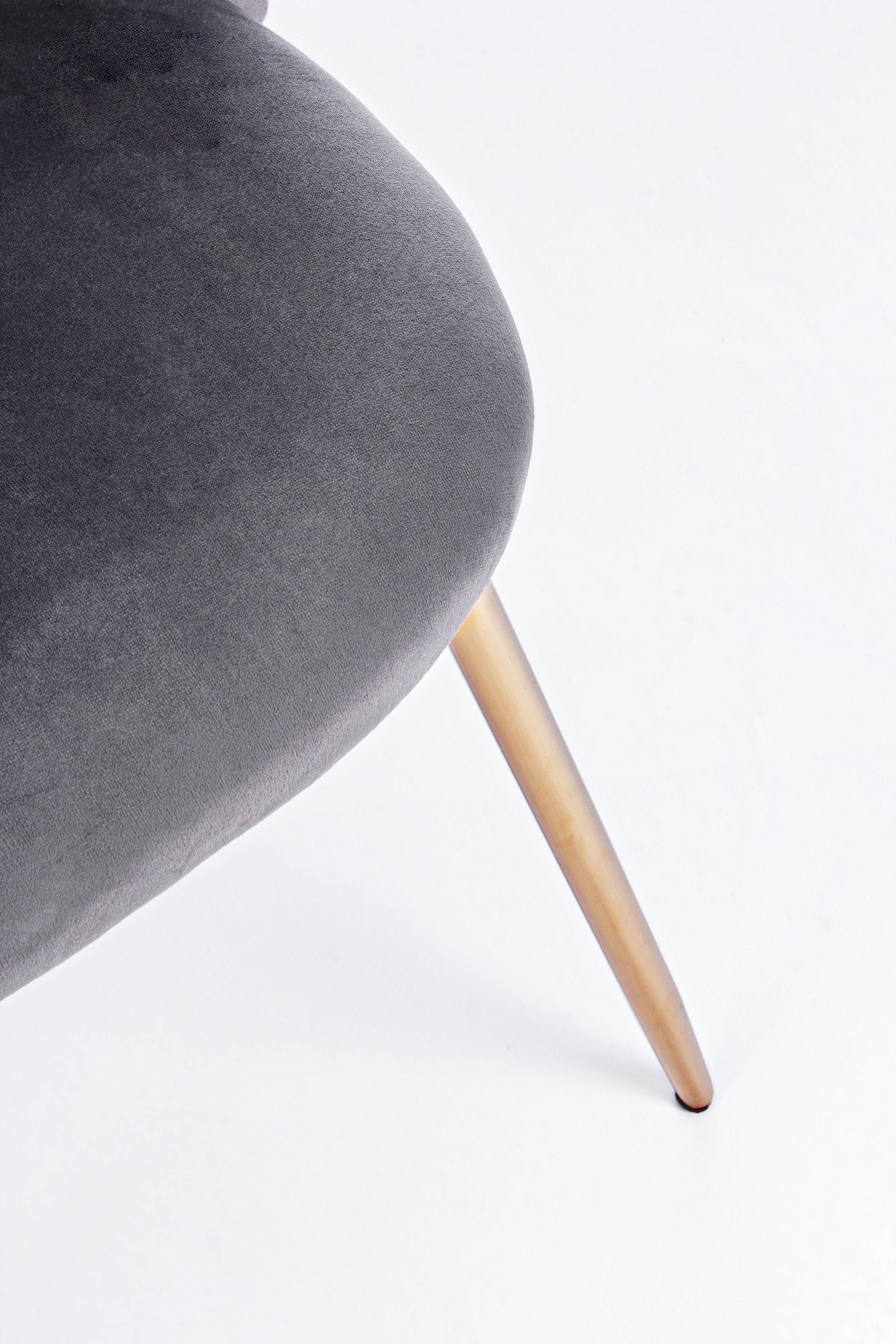 set di 4 sedie tanya in velluto grigio e base oro, comfort superiore grazie al supporto laterale