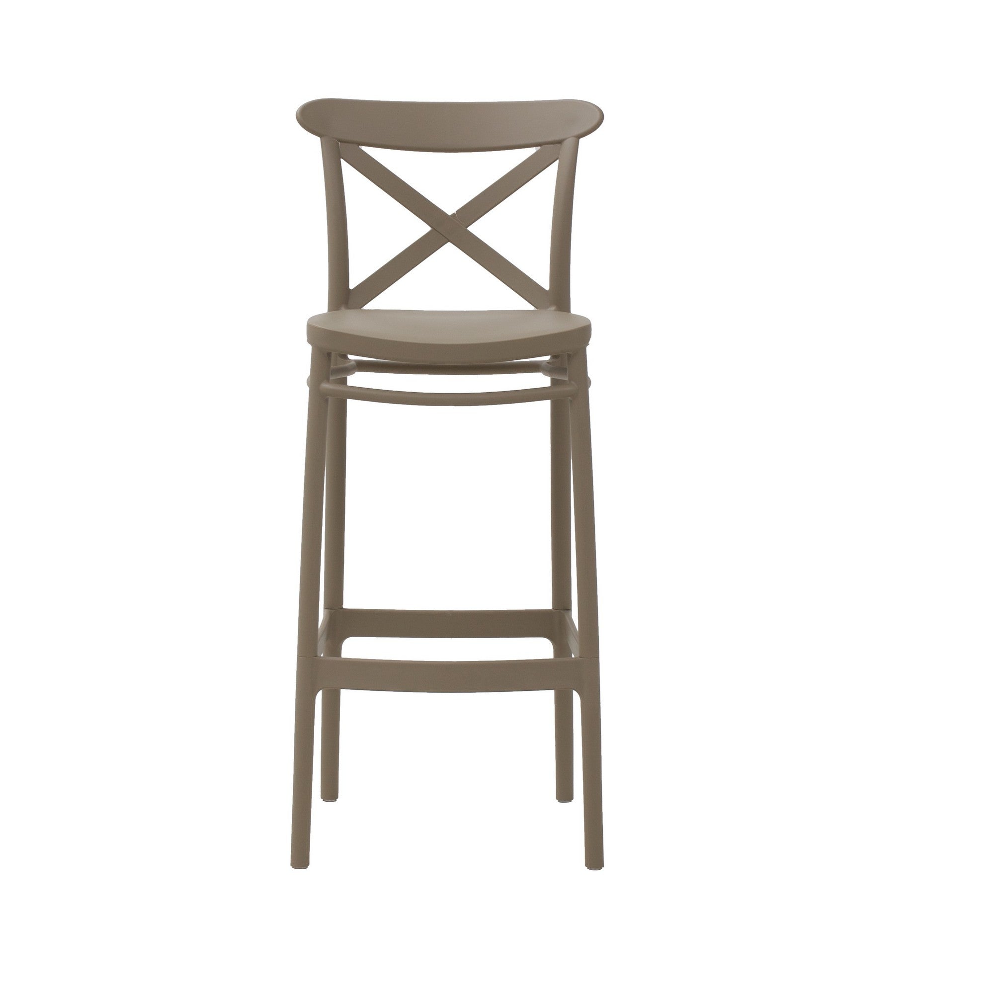 set di 4 sgabelli hamburg in polipropilene tortora, ambientazione in giardino o accanto a tavolo da esterno