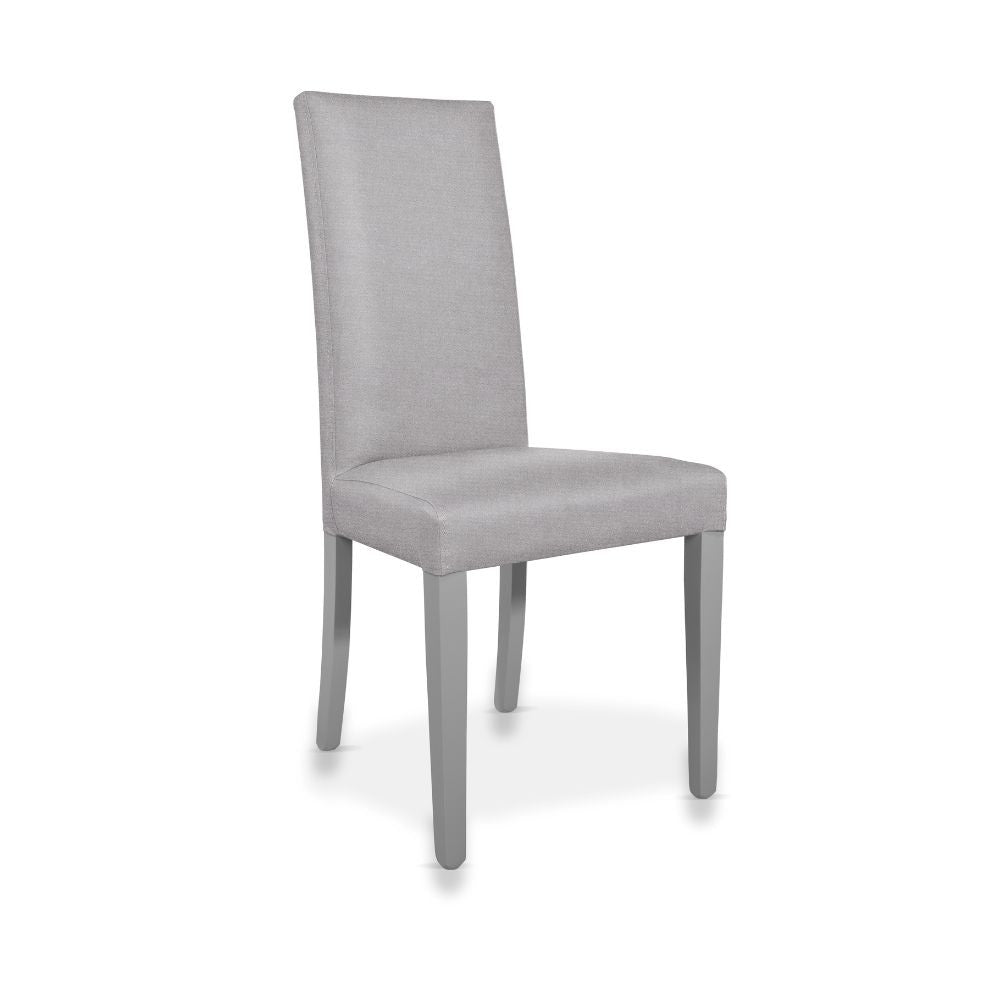 sedia nancy in tessuto soro 90 grigio e struttura in tinta, dettaglio dell’imbottitura morbida e confortevole