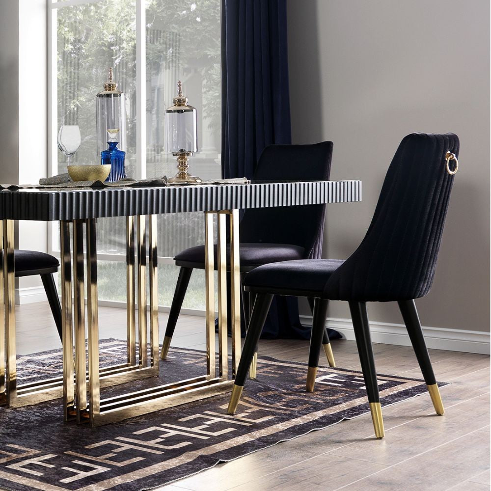 sedia da pranzo akustik simphony velluto nero, dettaglio dell’imbottitura morbida e confortevole