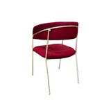 sedia key tessuto rosso scuro e struttura oro, vista ambientata in soggiorno o sala da pranzo