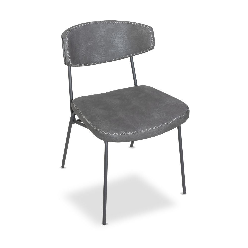 sedia callisto colore grigio vintage gambe metallo nero, dettaglio dell’imbottitura morbida e confortevole