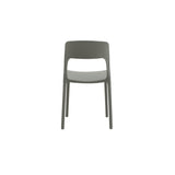 set di 4 sedie south beach in polipropilene grigio, ambientazione su terrazza, veranda o prato