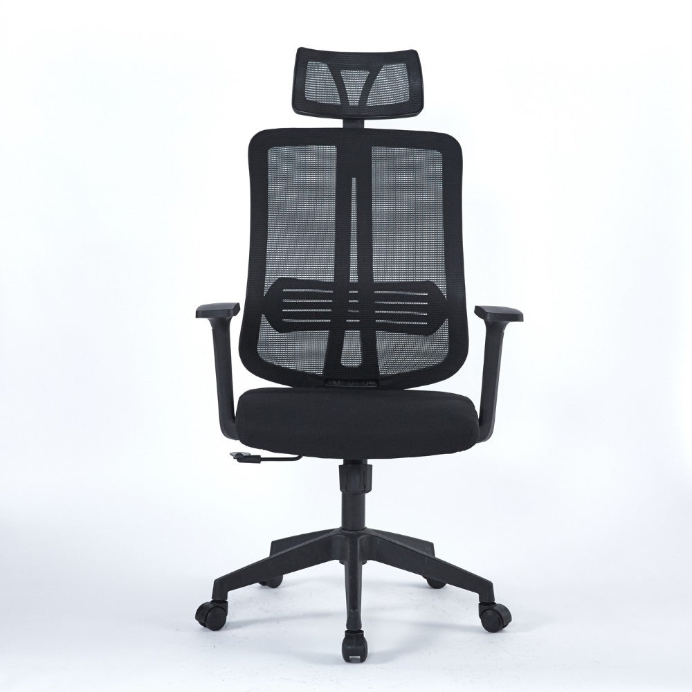 poltrona ufficio satia in tessuto e mesh nero con base nera, dettaglio di schienale regolabile e braccioli imbottiti