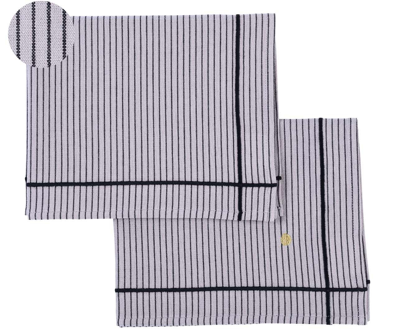 set di 2 tovagliette leonie pepe rosa, colore pepe rosa, taglia 40 x 50. tovaglietta in tessuto naturale perfettamente disposta su tavolo in legno