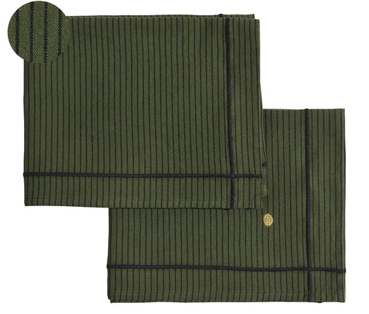 set di 2 tovagliette leonie muschio, colore muschio, taglia 40 x 50. tovaglietta in tessuto naturale perfettamente disposta su tavolo in legno