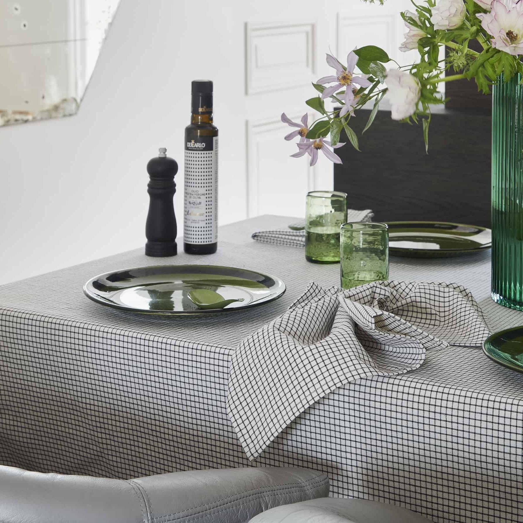 set di 2 tovaglioli gustave caviar, colore gustave caviar, taglia 40 x 40. accessorio essenziale per apparecchiature raffinate e formali