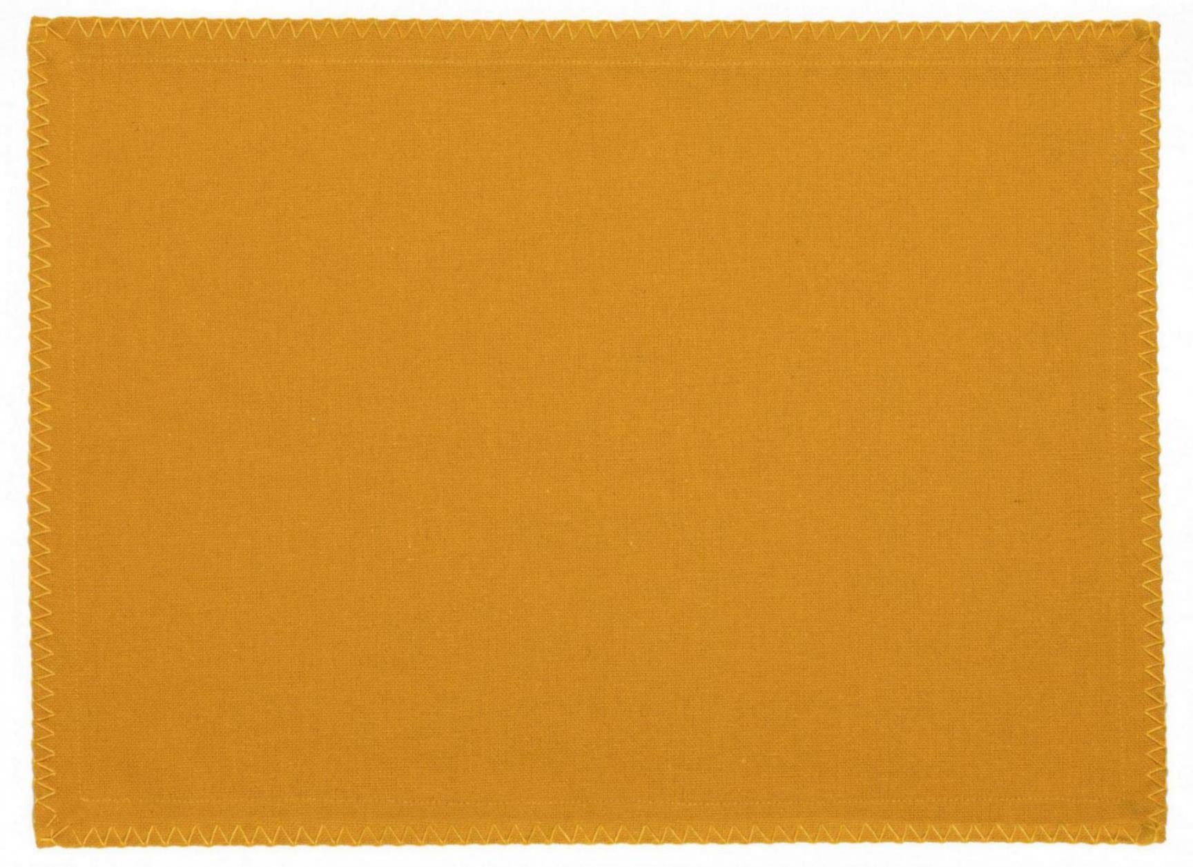 set di 4 tovagliette riciclate delia girasole, colore girasole, taglia 33 x 45. tovaglietta in tessuto naturale perfettamente disposta su tavolo in legno