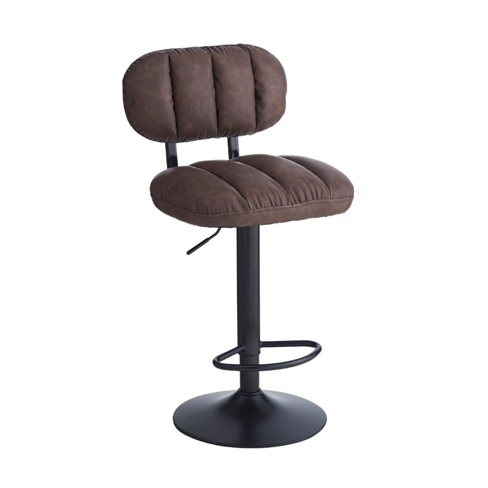 sgabello tati con seduta in ecopelle brown e gamba in metallo nero, dettaglio della seduta imbottita o in legno