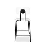 sgabello glami in pvc effetto cuoio bianco con struttura in metallo nera, seduta ergonomica per comfort prolungato