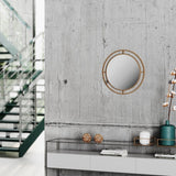 specchio bubble con doppia cornice in metallo oro, vista ambientata su pareti arredate con stile