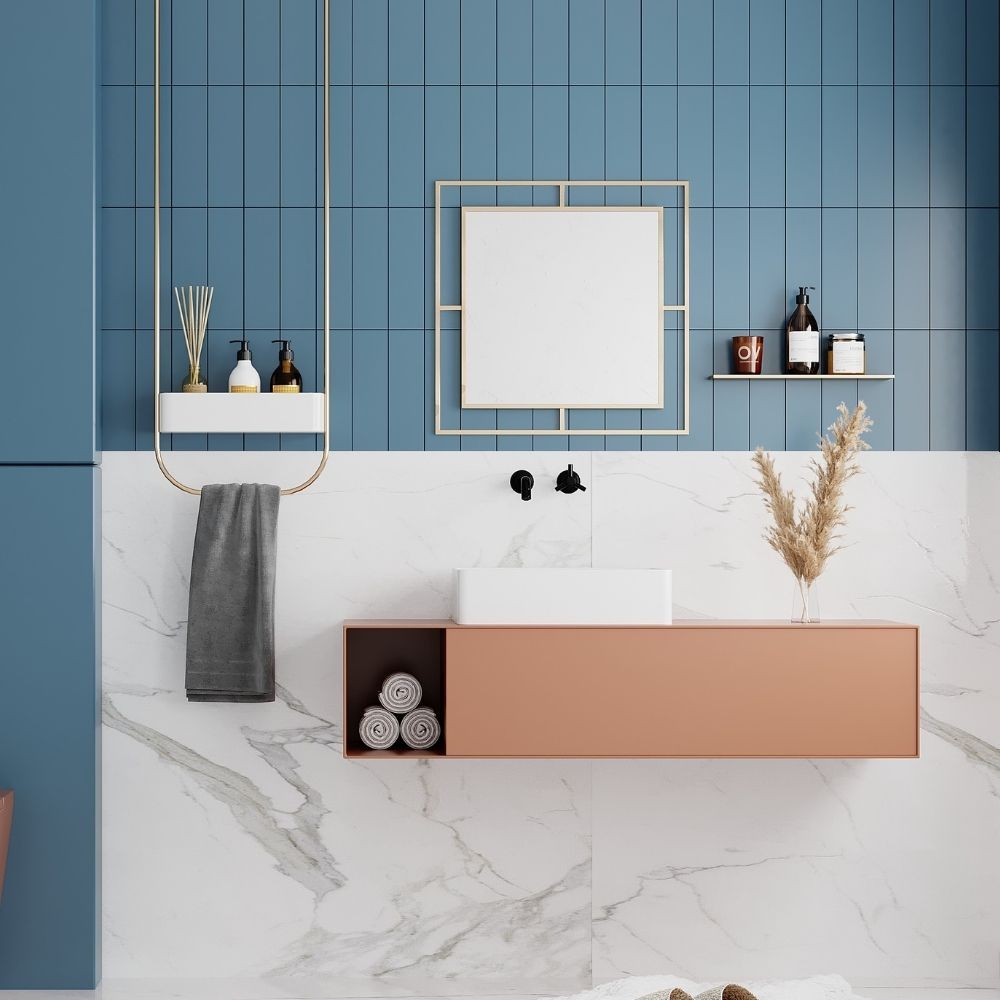 specchio quadrato corner con doppia cornice in metallo oro, quadro moderno con cornice elegante per pareti raffinate