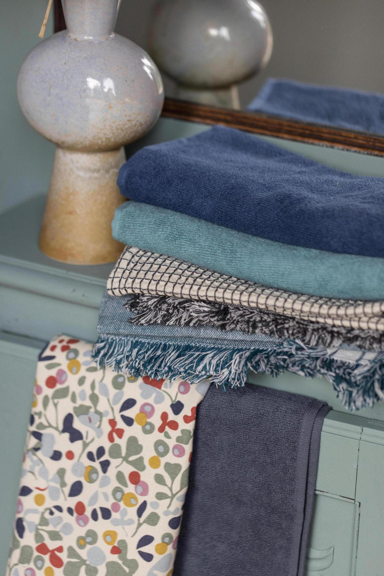 strofinaccio riciclato aden bianco/perla, colore bianco/perla, taglia 50 x 70. confezionato in 80% cotone riciclato 20% poliestere, assorbenza e resistenza per ogni esigenza in cucina