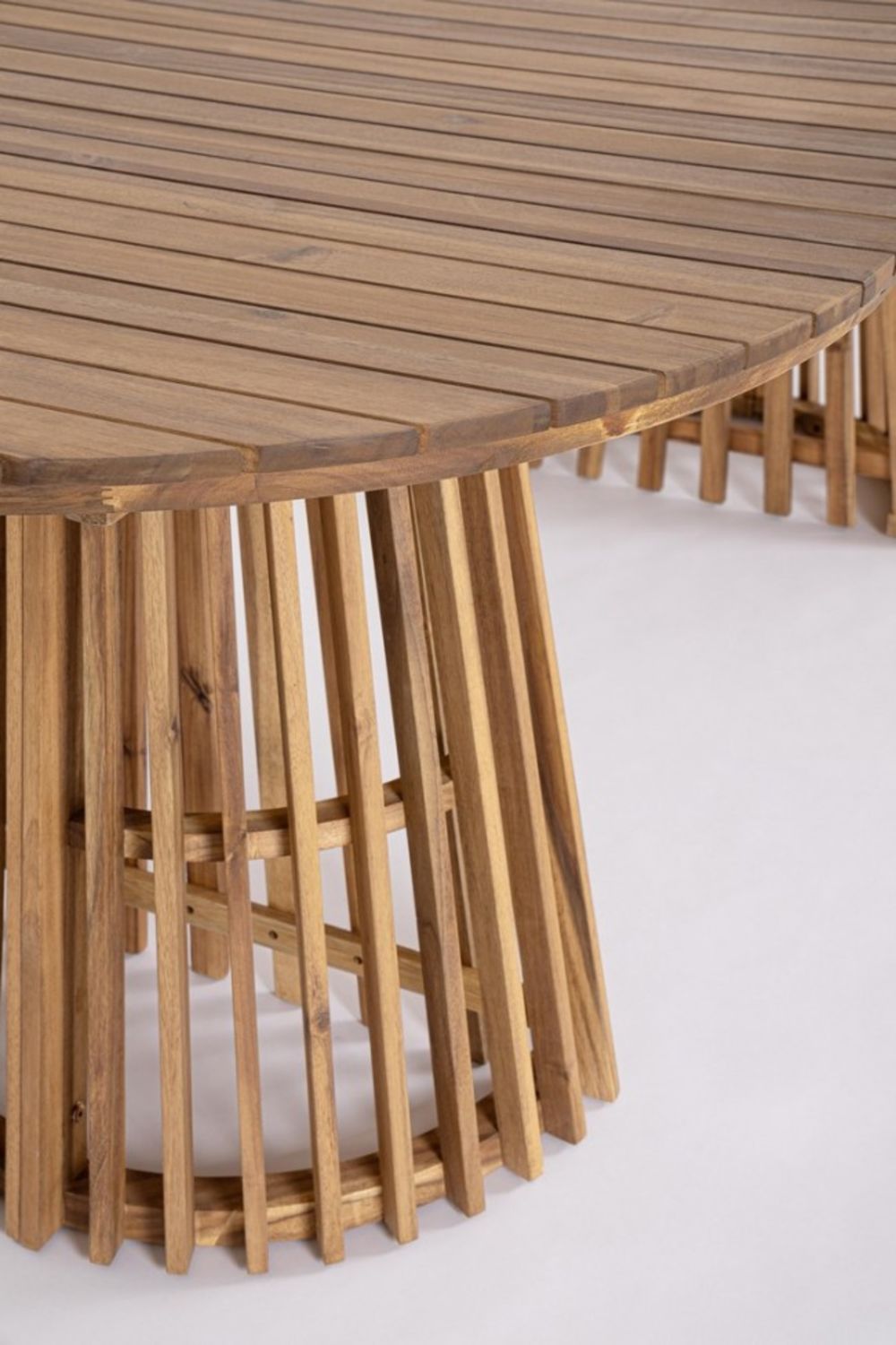 tavolo ovale rodano in legno acacia 220×100 cm, ideale per barbecue, aperitivi o relax estivo