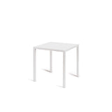 tavolo tolone in metallo bianco 80×80 cm, impilabile, dettaglio dei materiali trattati per uso esterno