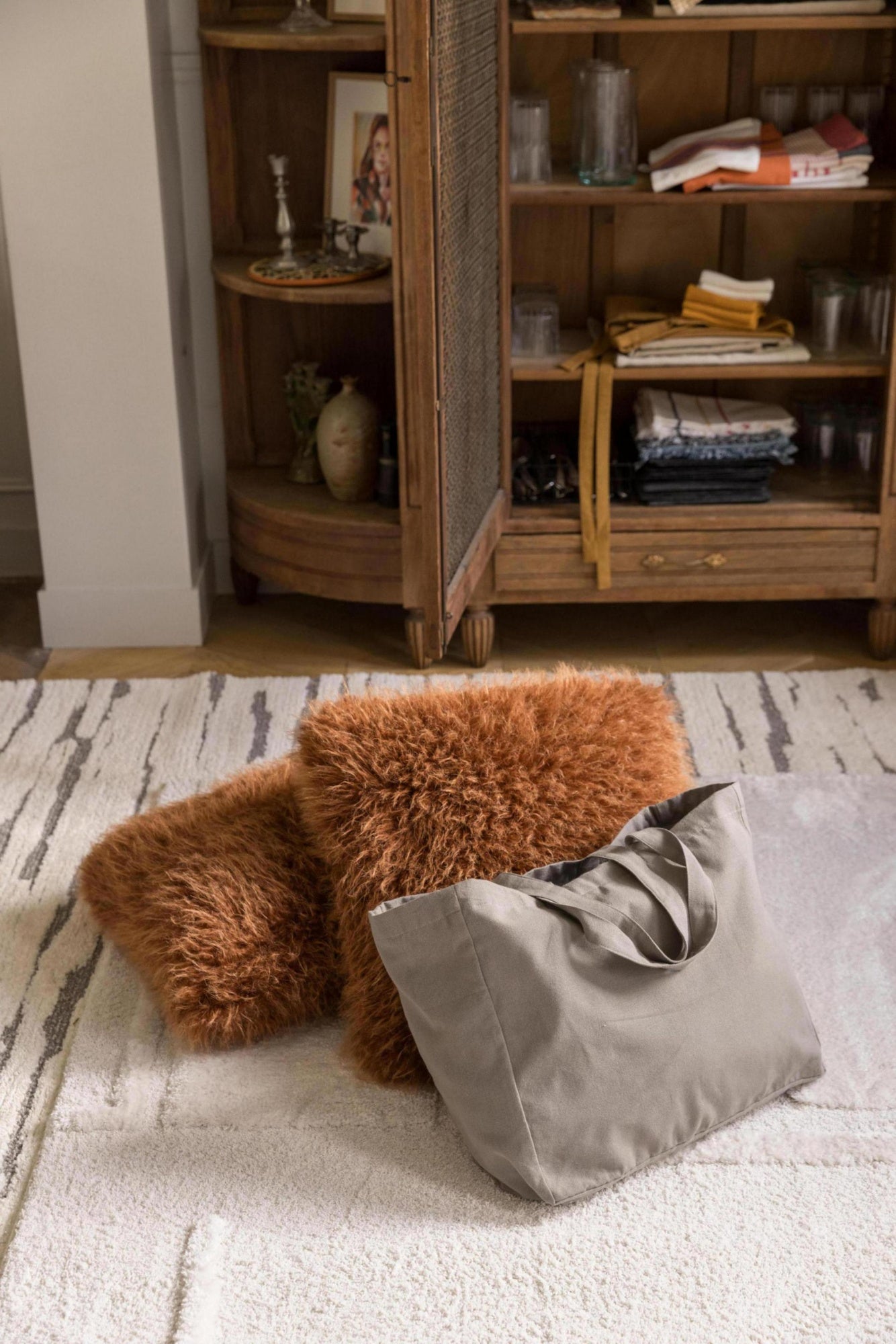 tappeto filly naturale, colore naturale, taglia 200 x 290 x 1. design esclusivo che unisce estetica e funzionalità per la casa moderna