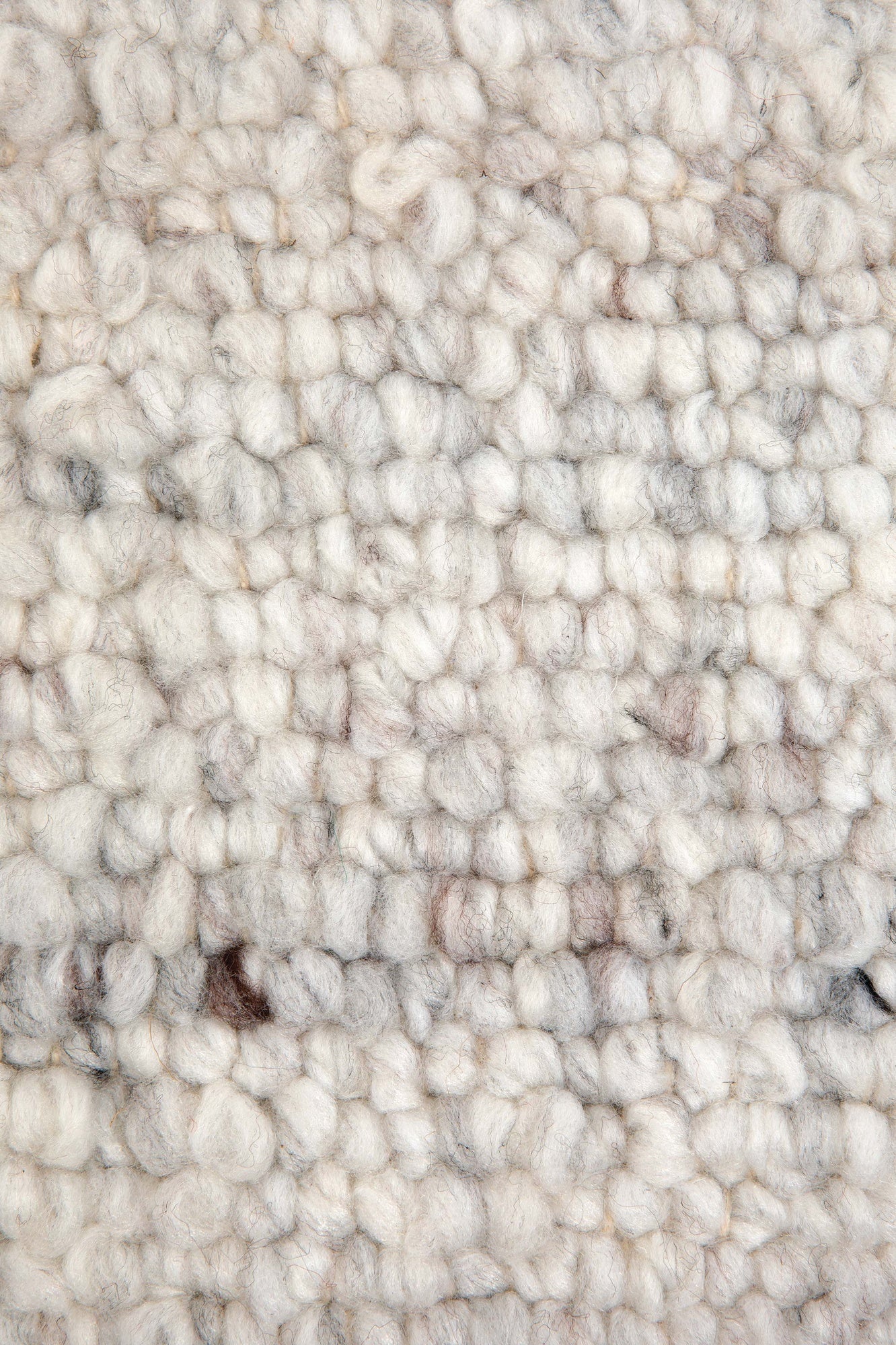 tappeto alma neve, colore neve, taglia 70 x 140 x 1. perfetti per valorizzare soggiorno, camera e zona relax con eleganza