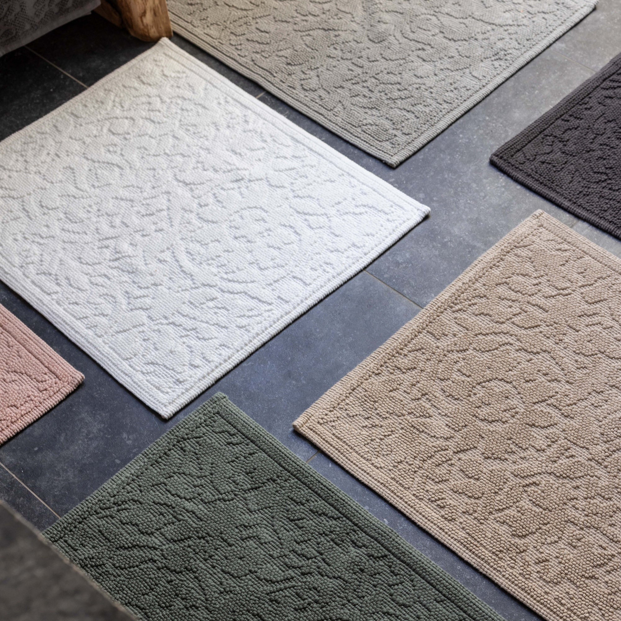 tappeto da bagno gilda timo, colore timo, taglia 54 x 64. aggiunge comfort e stile al bagno