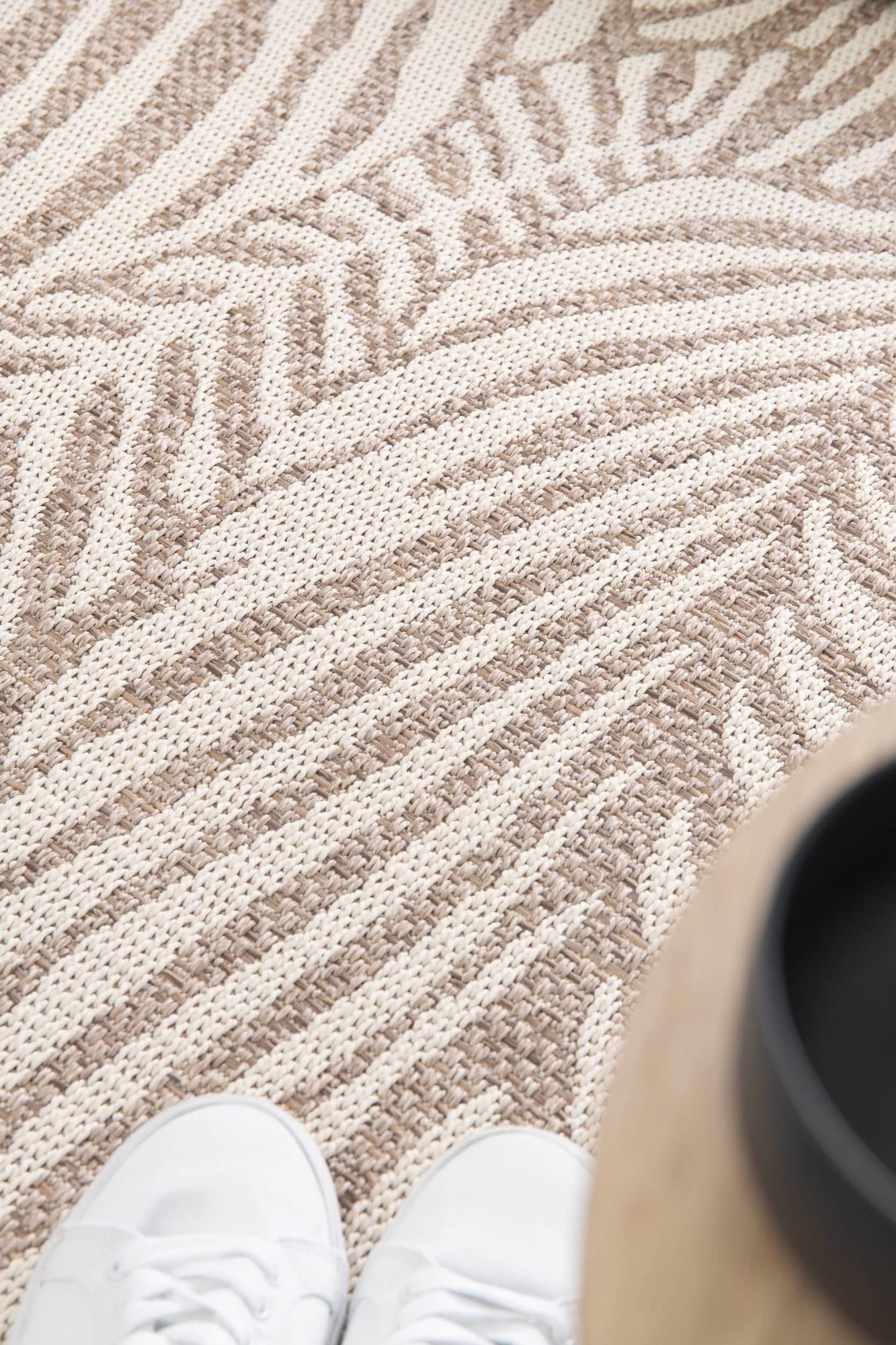 tappeto outdoor lora naturale, colore naturale, taglia 160 x 230 x 1. dettaglio del prodotto da bagno