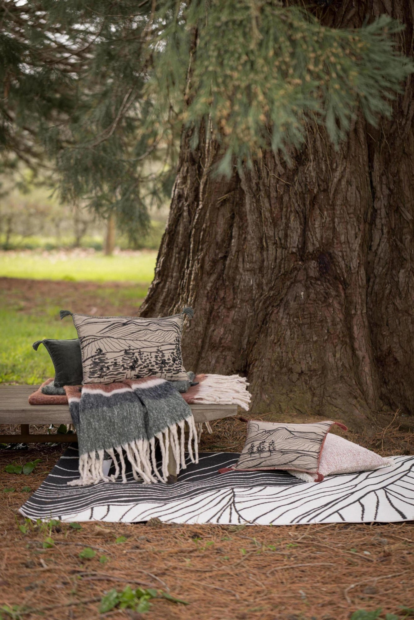 tappeto outdoor dusko tonnerre, colore tonnerre, taglia 160 x 230. dettaglio del prodotto da bagno