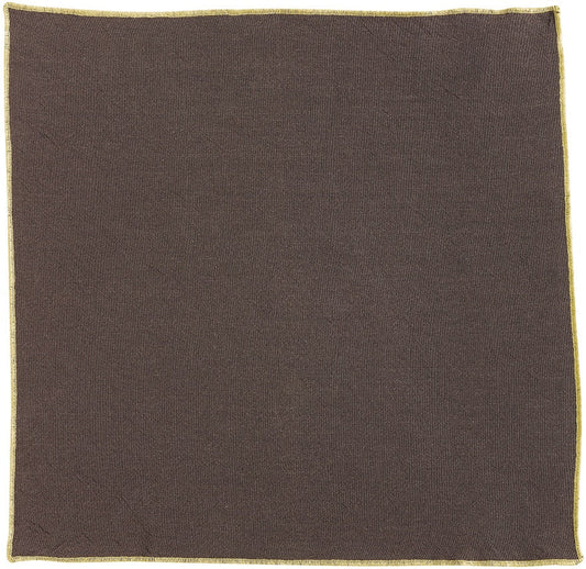 tovagliolo riciclato grace caffè, colore caffè, taglia 40 x 40. tovagliolo piegato con cura su sfondo neutro, dettaglio tessuto e cuciture