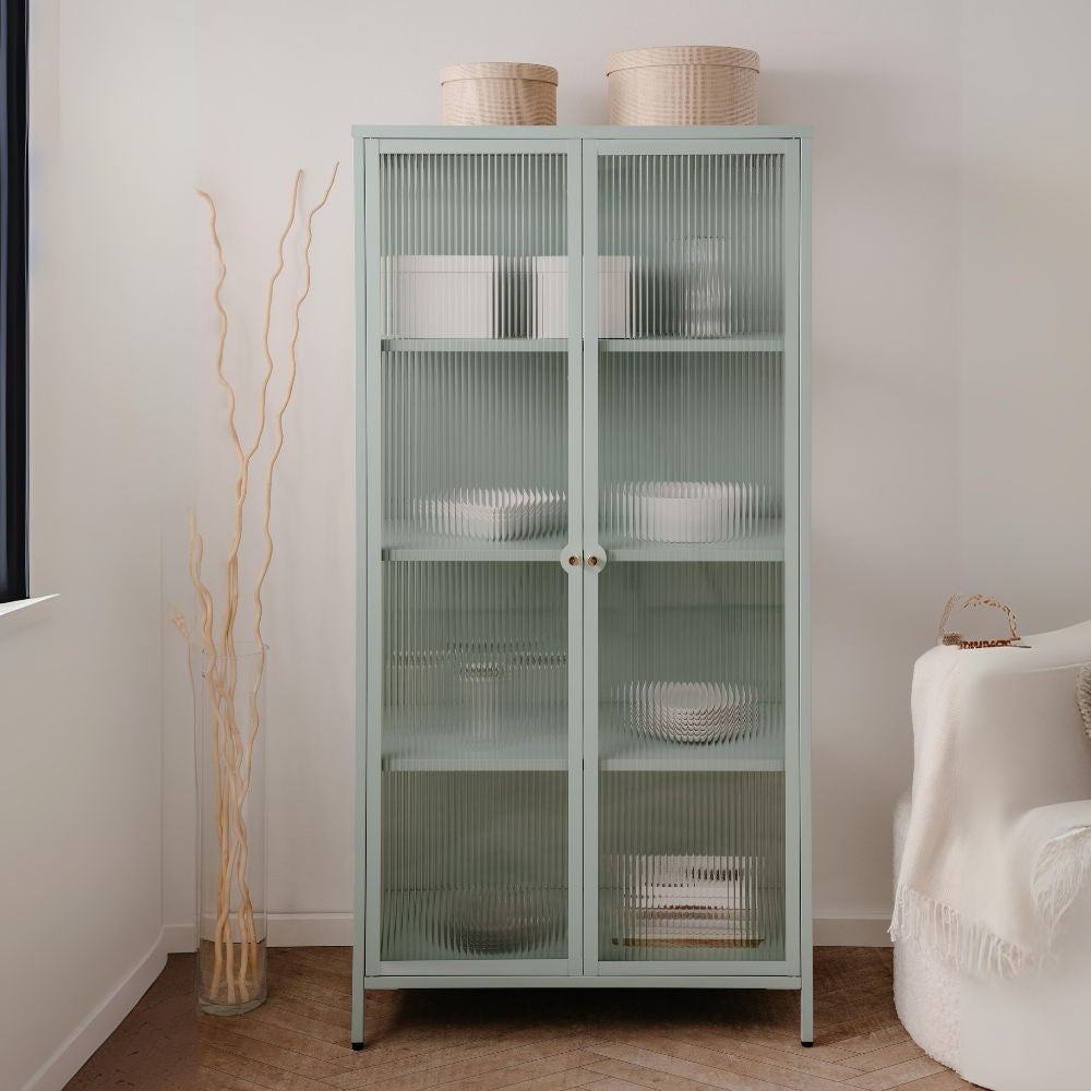 vetrina milton 52a in acciaio laminato con 2 ante vetro temperato ondulato colore verde menta, vetrina elegante per esporre oggetti e decorazioni