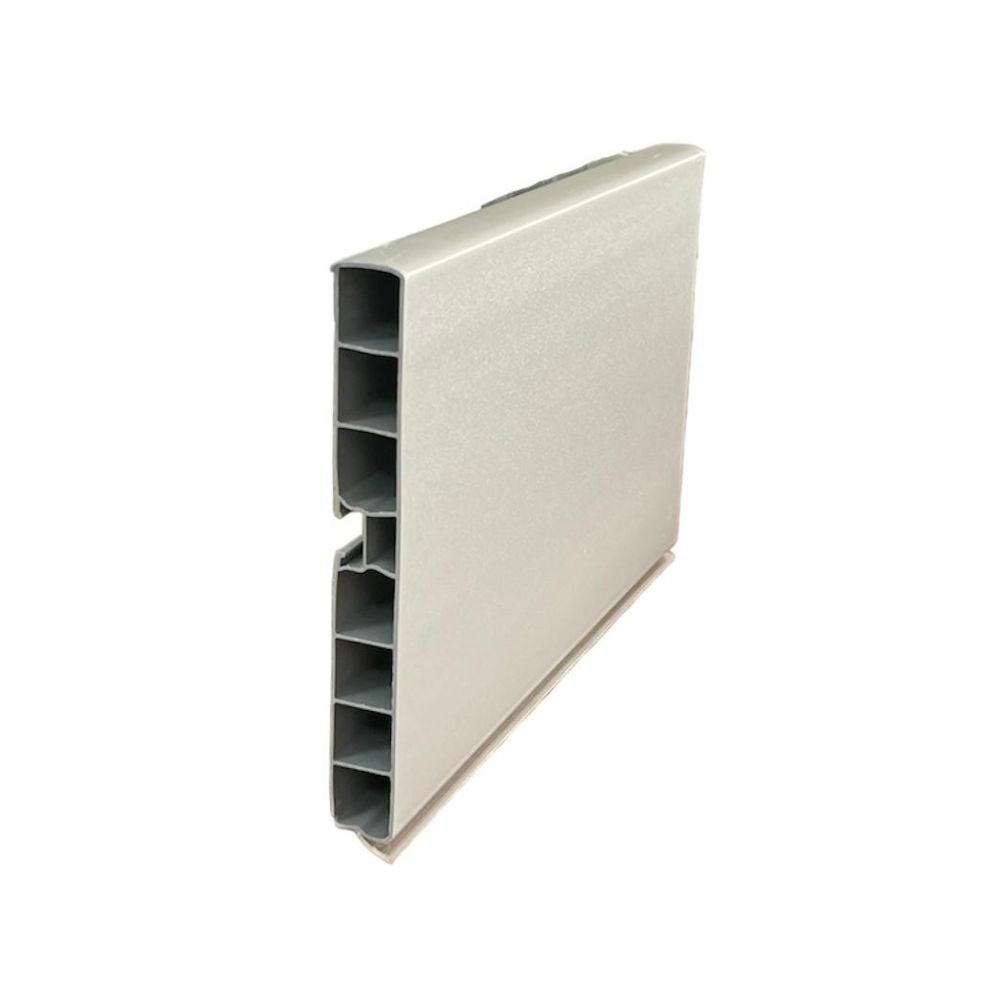 zoccolo in pvc con guarnizione rivestita alluminio h 10 cm barra da 366 cm., elemento di finitura per basi cucina