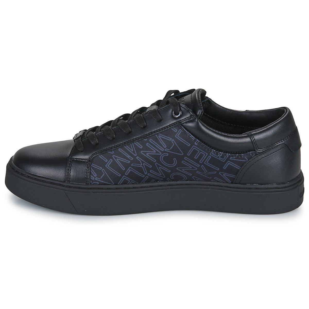 Sneakers uomini Calvin Klein Jeans  LOW TOP LACE UP W/ZIP MONO  Nero 