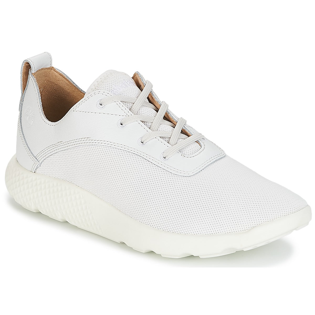 Sneakers uomini Timberland  FLYROAM  Bianco 