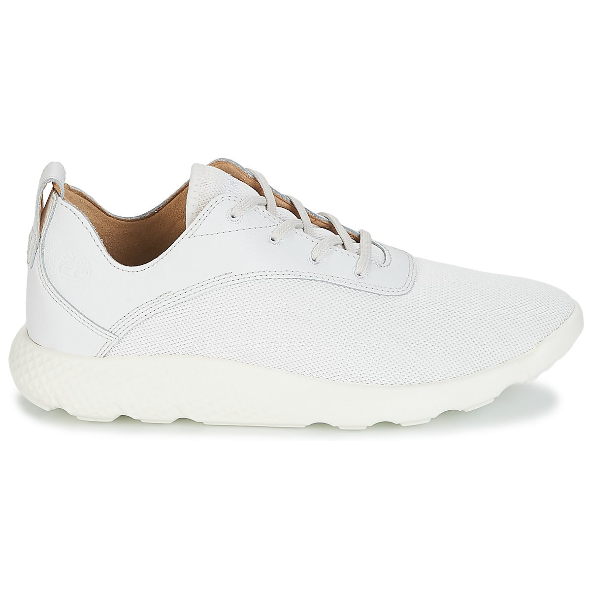 Sneakers uomini Timberland  FLYROAM  Bianco 