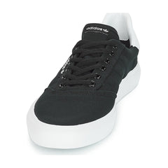 Sneakers uomini adidas  3MC  Nero 