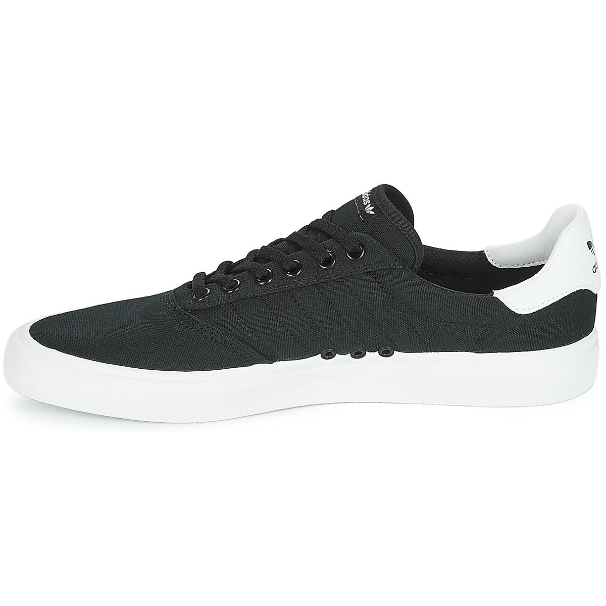 Sneakers uomini adidas  3MC  Nero 