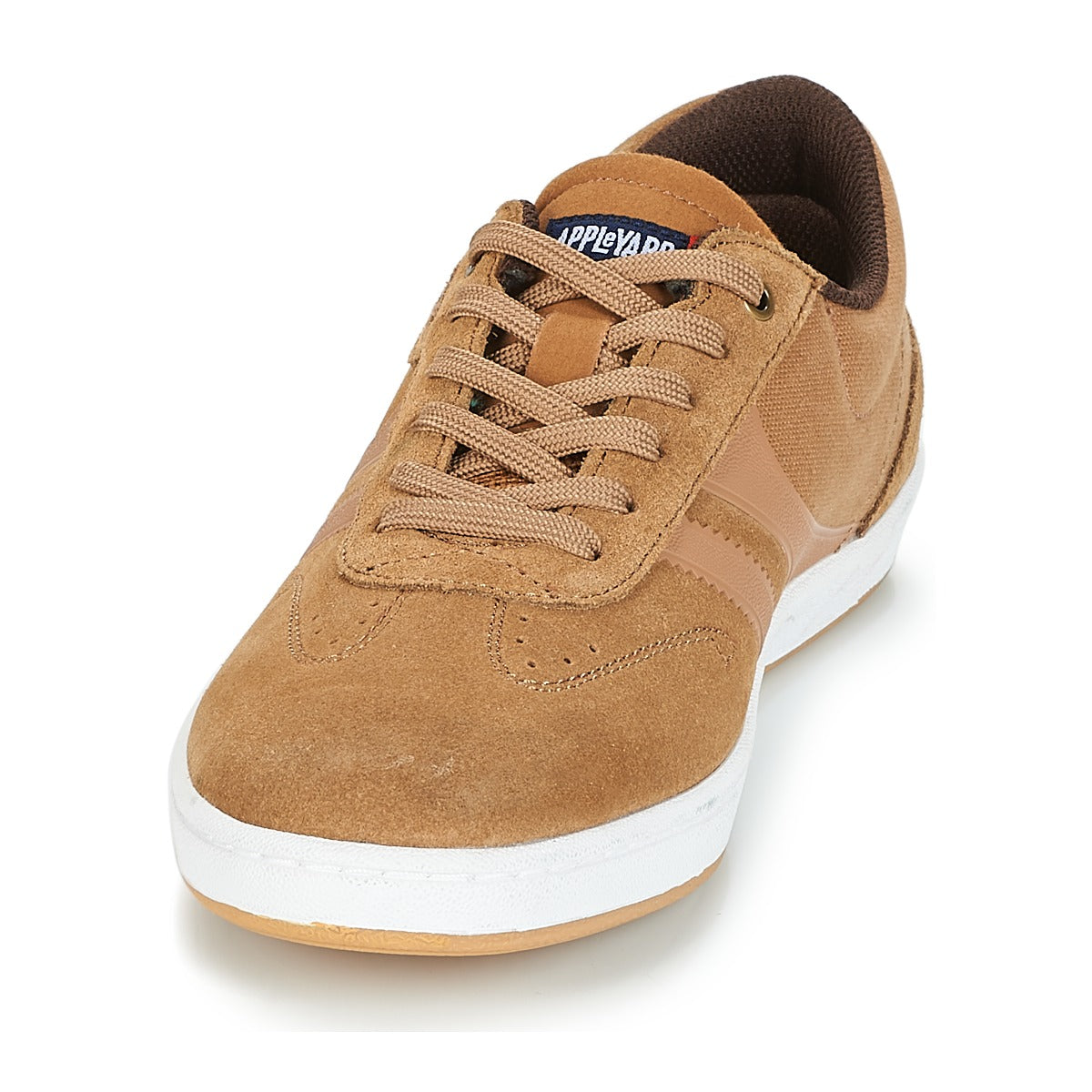 Sneakers uomini Globe  EMPIRE  Marrone 