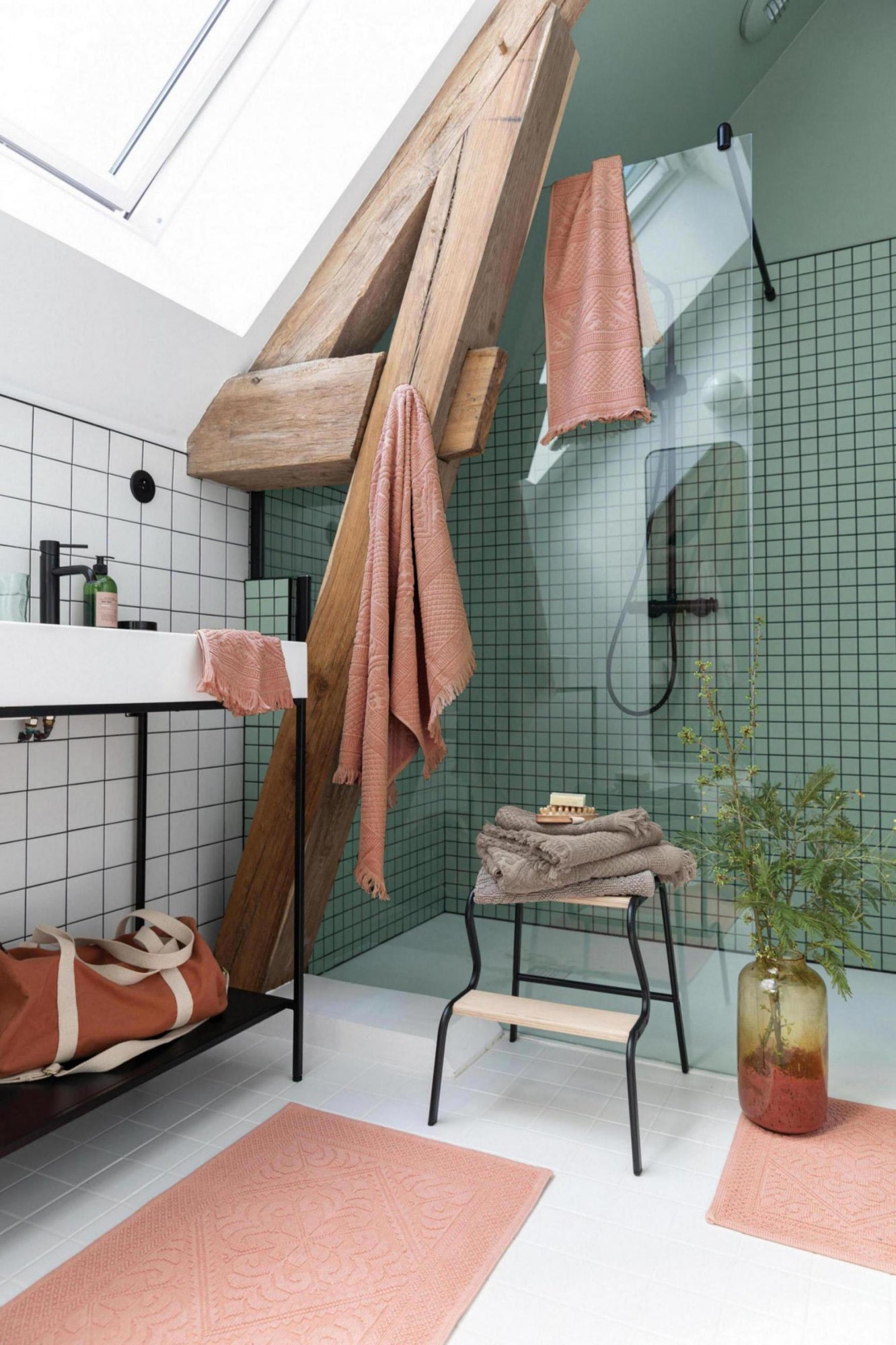 asciugamano da bagno zoe argilla, colore argilla, taglia 50 x 100. realizzato in 100% cotone, ideale per assorbenza e delicatezza sulla pelle